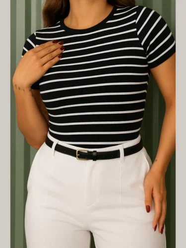Blusa Feminina Tecido Canelado Manga Curta Listrada