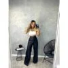 Calça Wide Leg Feminina Cintura Alta Couro Fake Preta Pantalona Retrô Moda Gringa Blogueira Balada Calça Feminina Couro